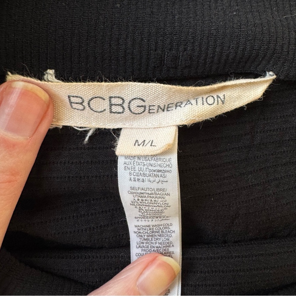 BCBGeneration Seamless Ribbed Midi Skirt - Picture 4 of 5